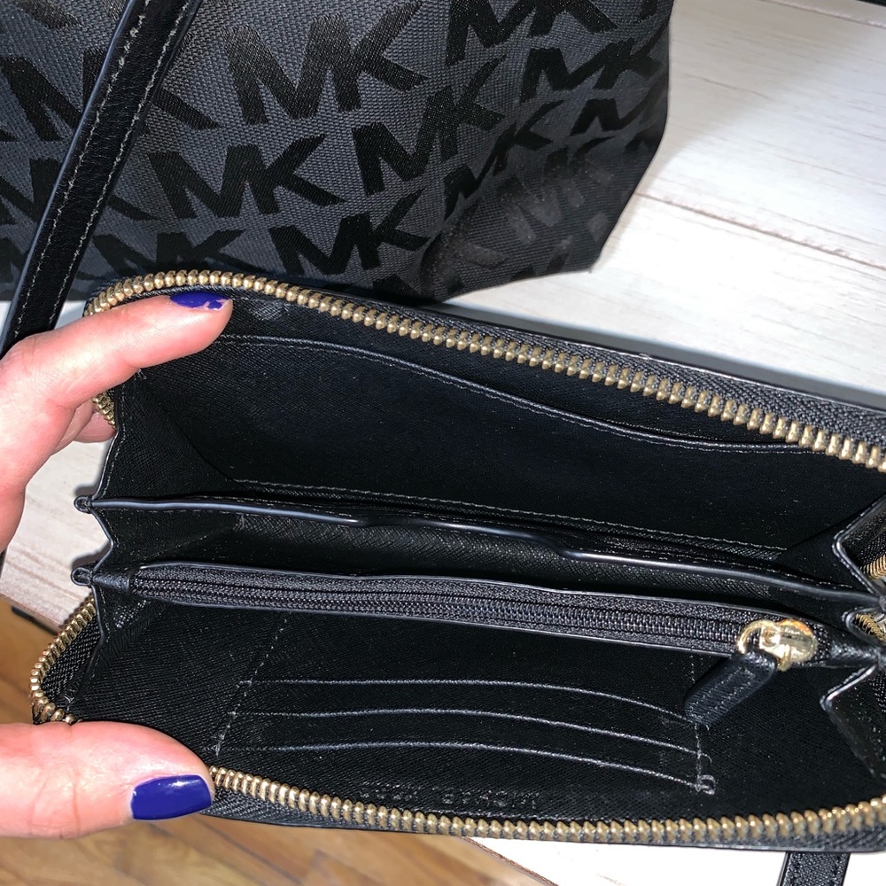 Michael Kors Wallet - image 2